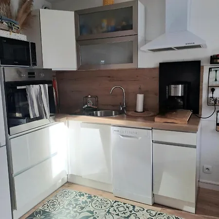 Cosy Proche Centre Apartment